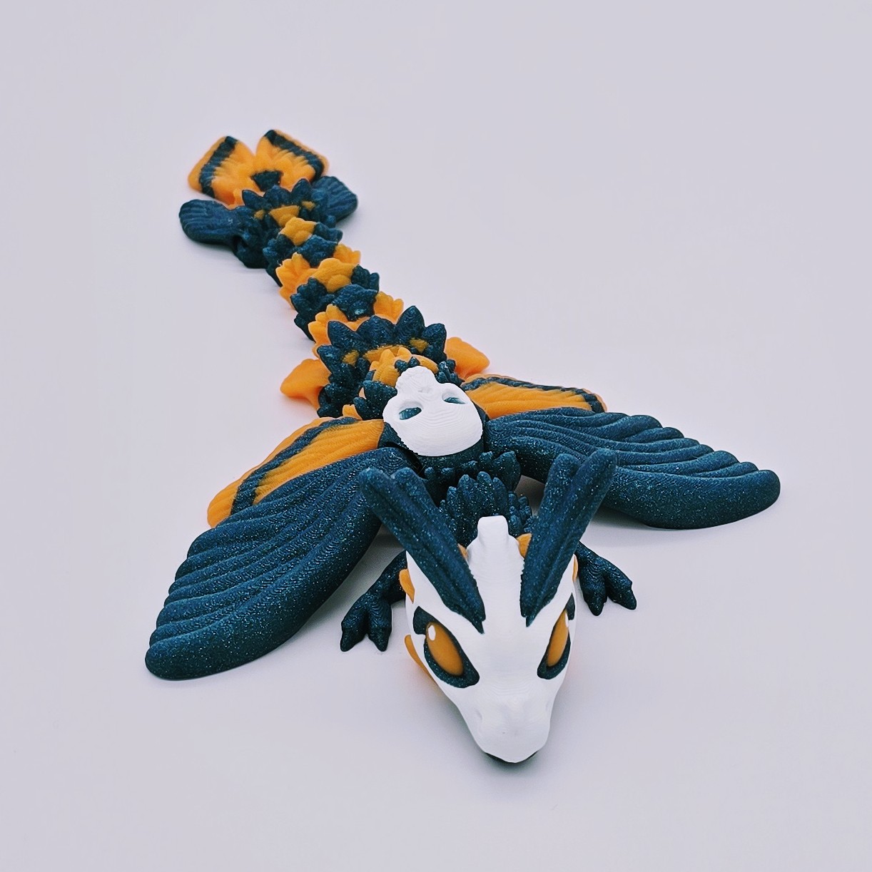 Totenkopfmotte Drache Baby